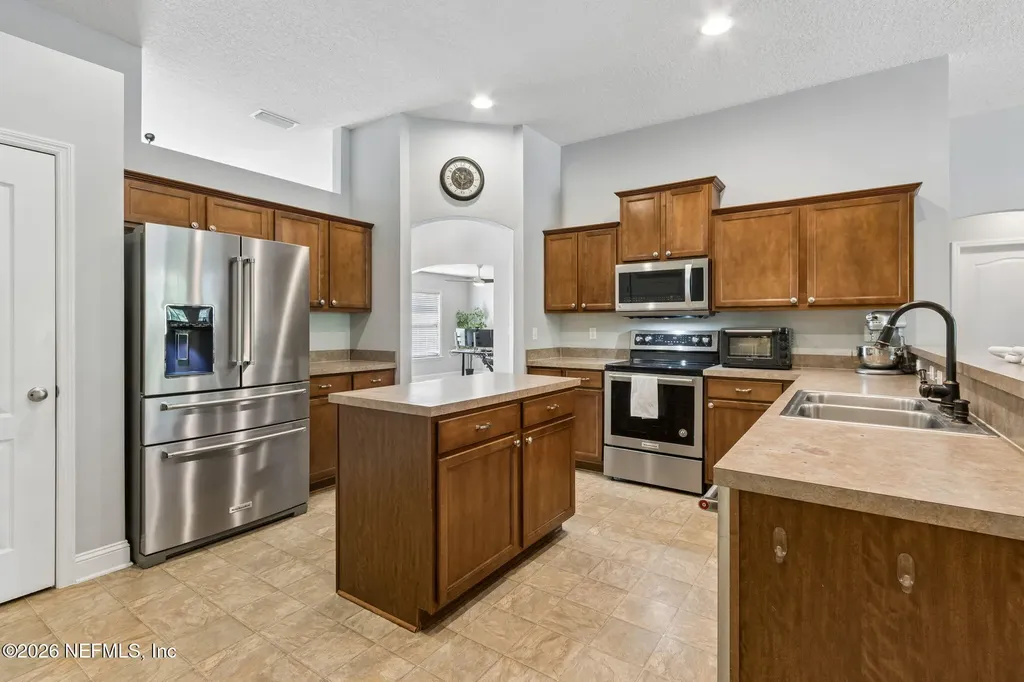 12290 Hagan Creek Drive W Jacksonville FL 32218