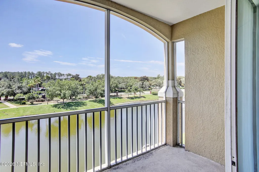 7801 Point Meadows Drive Jacksonville FL 32256