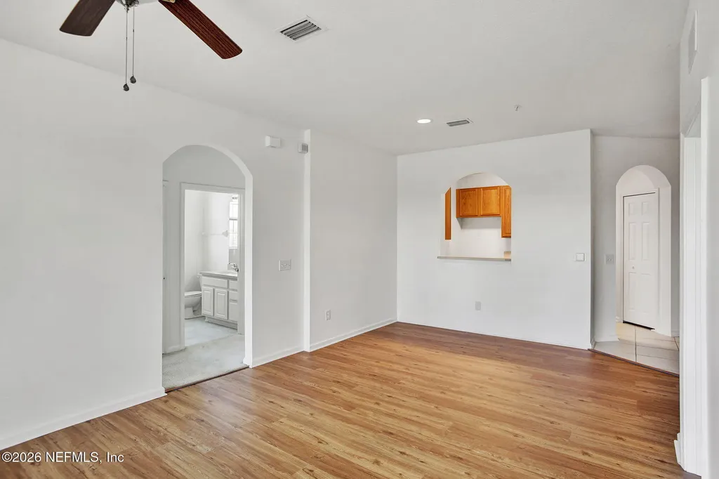 7801 Point Meadows Drive Jacksonville FL 32256