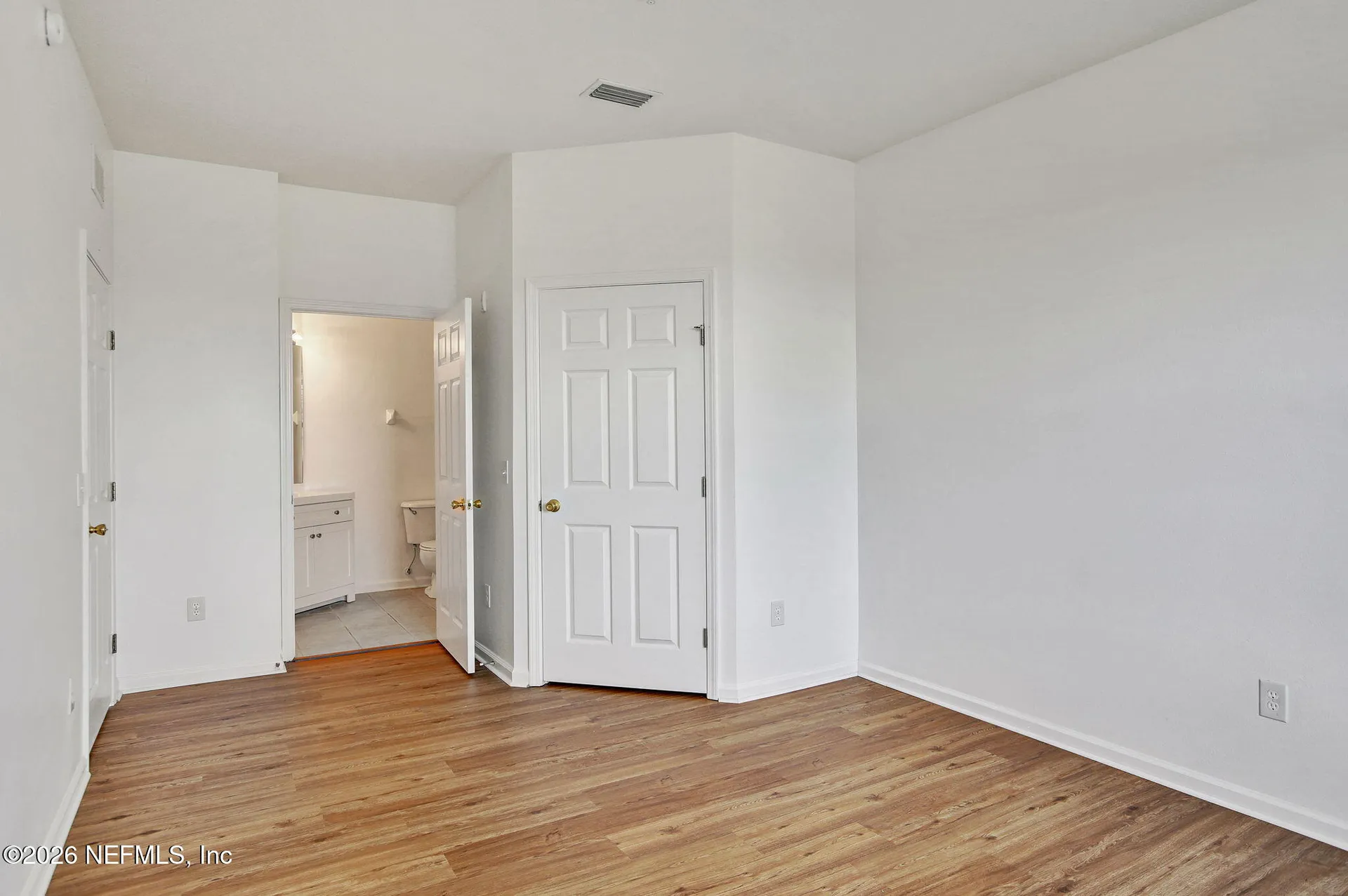 7801 Point Meadows Drive Jacksonville FL 32256