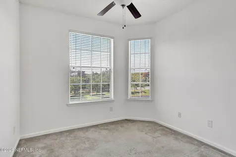 7801 Point Meadows Drive Jacksonville FL 32256