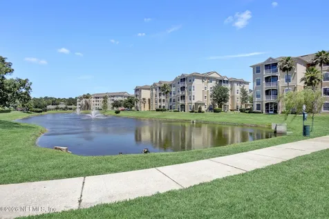 7801 Point Meadows Drive Jacksonville FL 32256