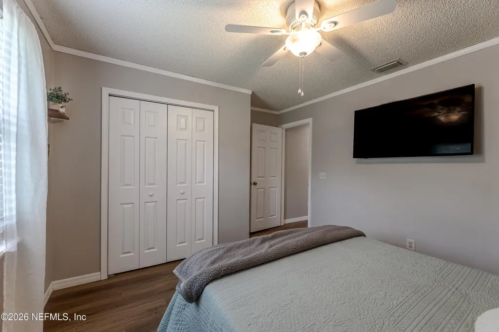 8801 Ivymill Place N Jacksonville FL 32244