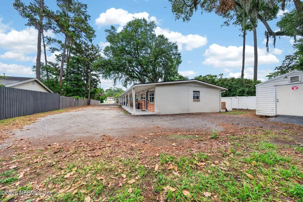 3264 St Augustine Road Jacksonville FL 32207