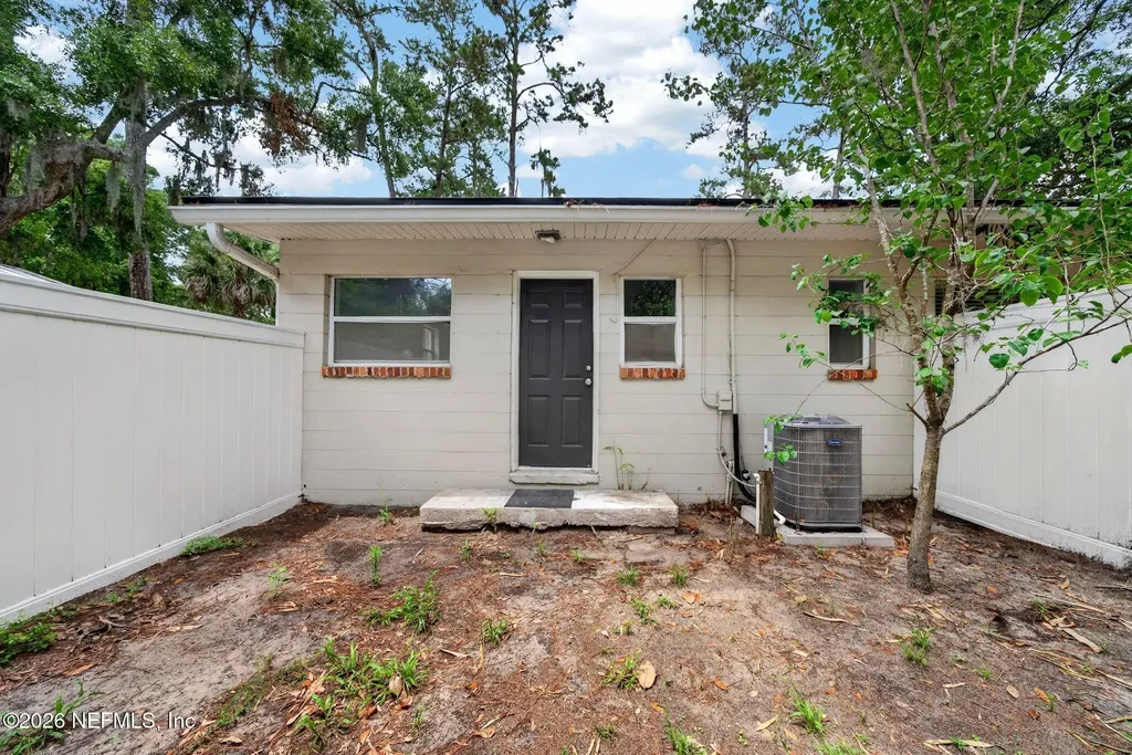 3264 St Augustine Road Jacksonville FL 32207