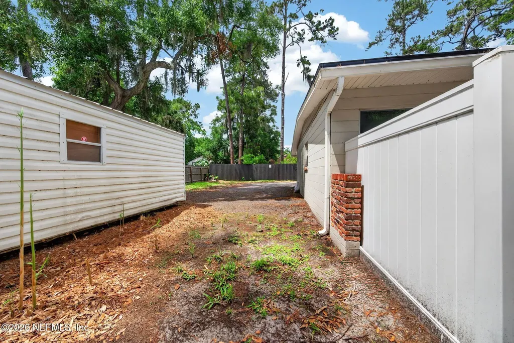 3264 St Augustine Road Jacksonville FL 32207