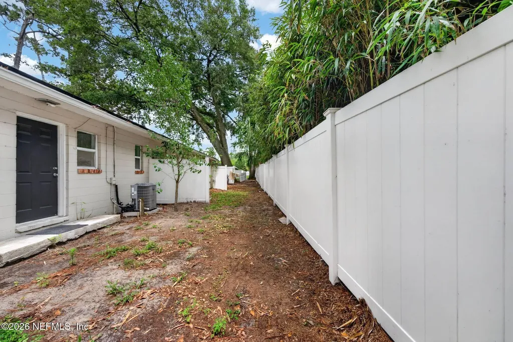 3264 St Augustine Road Jacksonville FL 32207