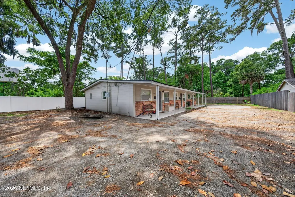 3264 St Augustine Road Jacksonville FL 32207