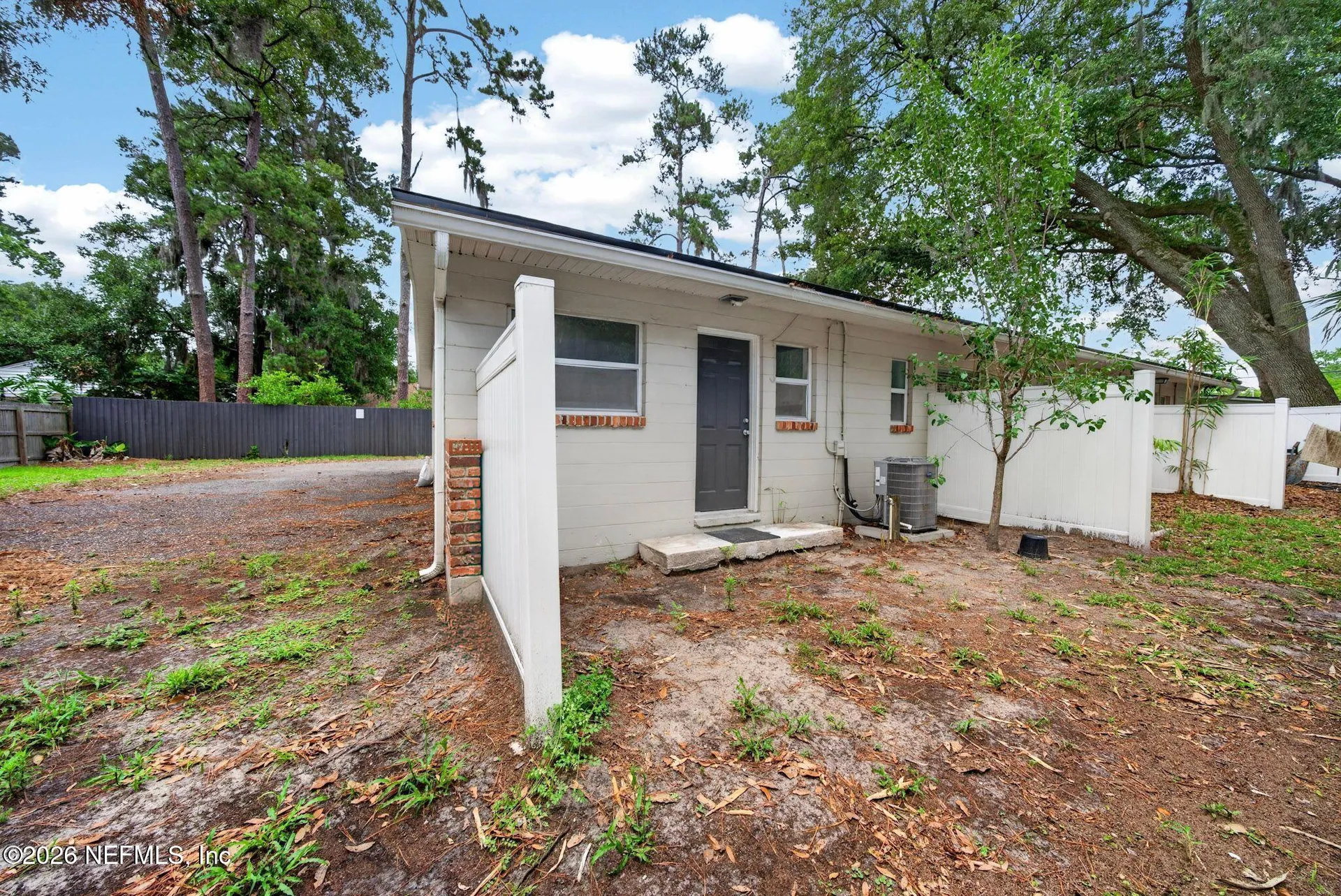 3264 St Augustine Road Jacksonville FL 32207