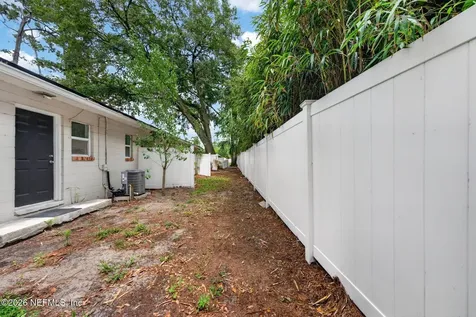 3264 St Augustine Road Jacksonville FL 32207