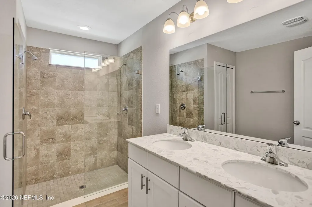388 Glasgow Drive Jacksonville FL 32259