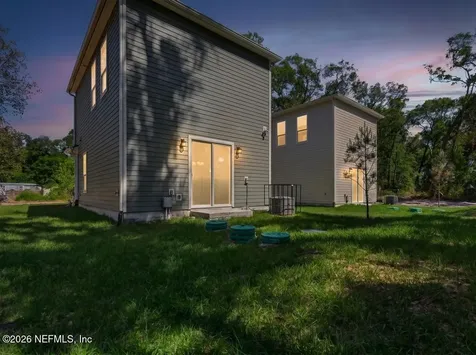 11088 Pine Street Jacksonville FL 32218