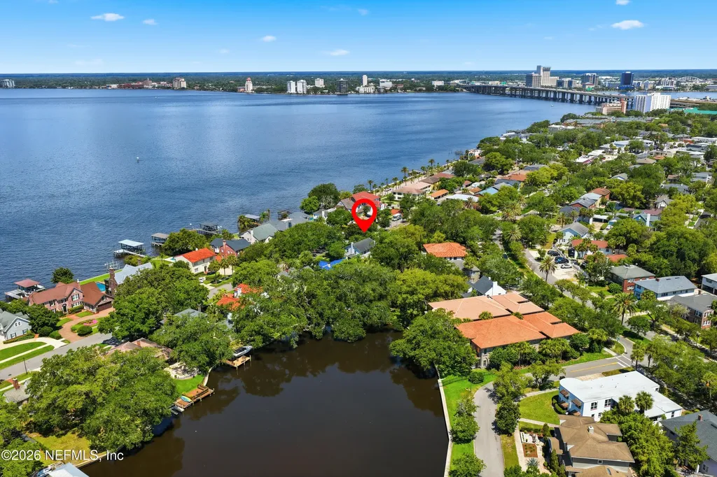1841 River Road Jacksonville FL 32207