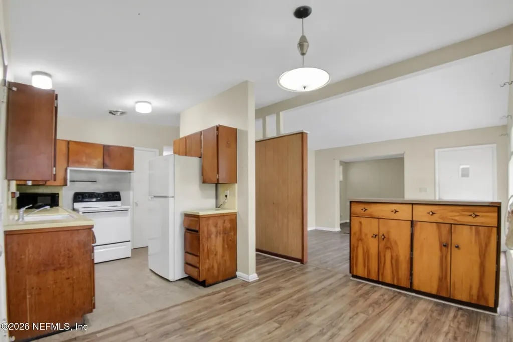 1640 Chateau Drive Jacksonville FL 32221