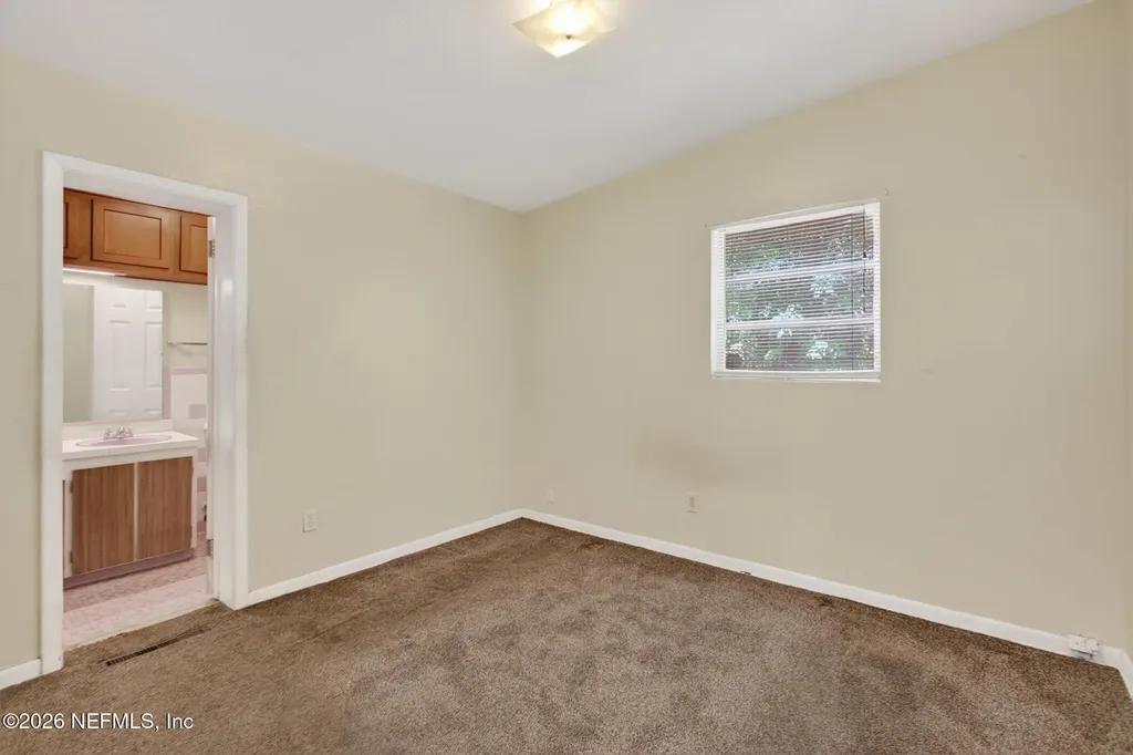 1640 Chateau Drive Jacksonville FL 32221