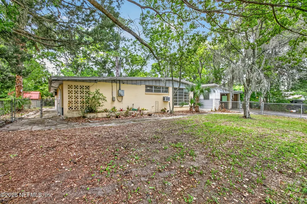 1640 Chateau Drive Jacksonville FL 32221