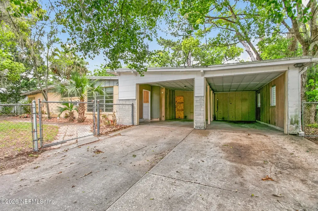 1640 Chateau Drive Jacksonville FL 32221