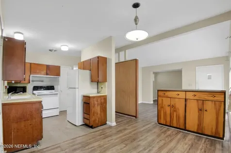 1640 Chateau Drive Jacksonville FL 32221