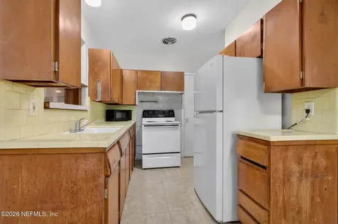 1640 Chateau Drive Jacksonville FL 32221