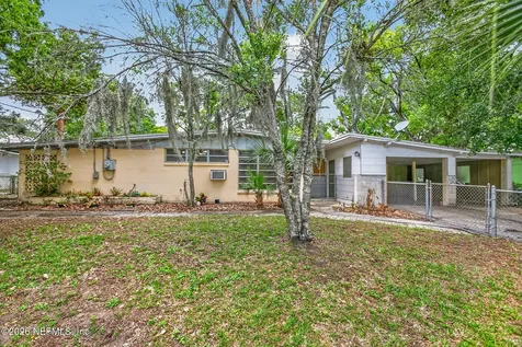 1640 Chateau Drive Jacksonville FL 32221