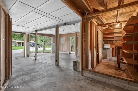1640 Chateau Drive Jacksonville FL 32221