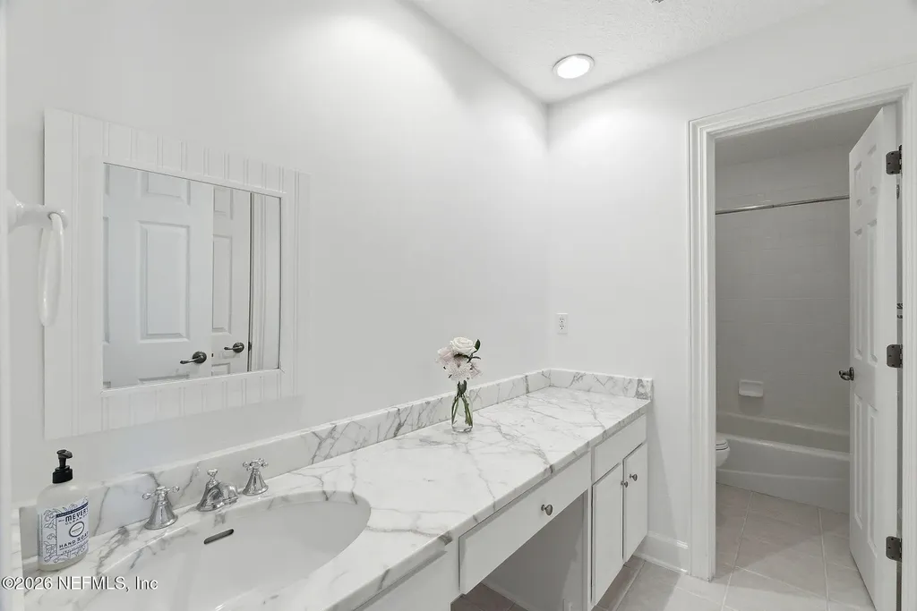 329 N Sea Lake Lane Ponte Vedra Beach FL 32082