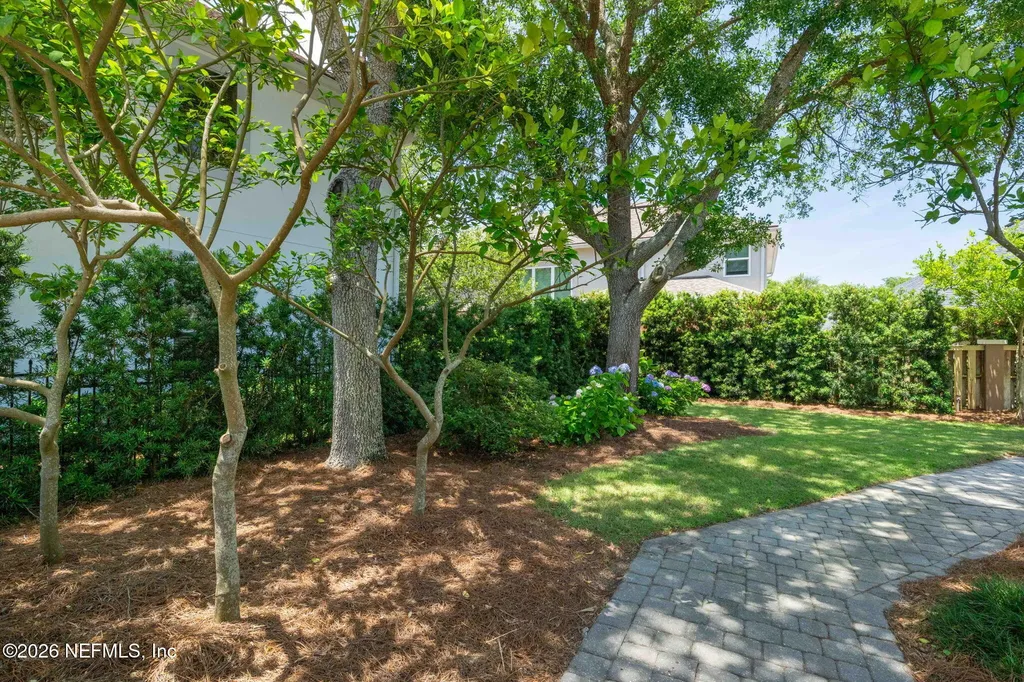 329 N Sea Lake Lane Ponte Vedra Beach FL 32082