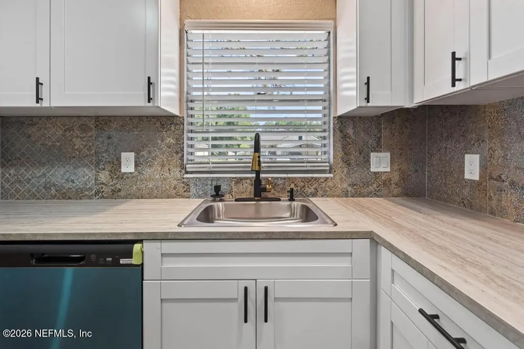 4313 Harbor View Drive Jacksonville FL 32208