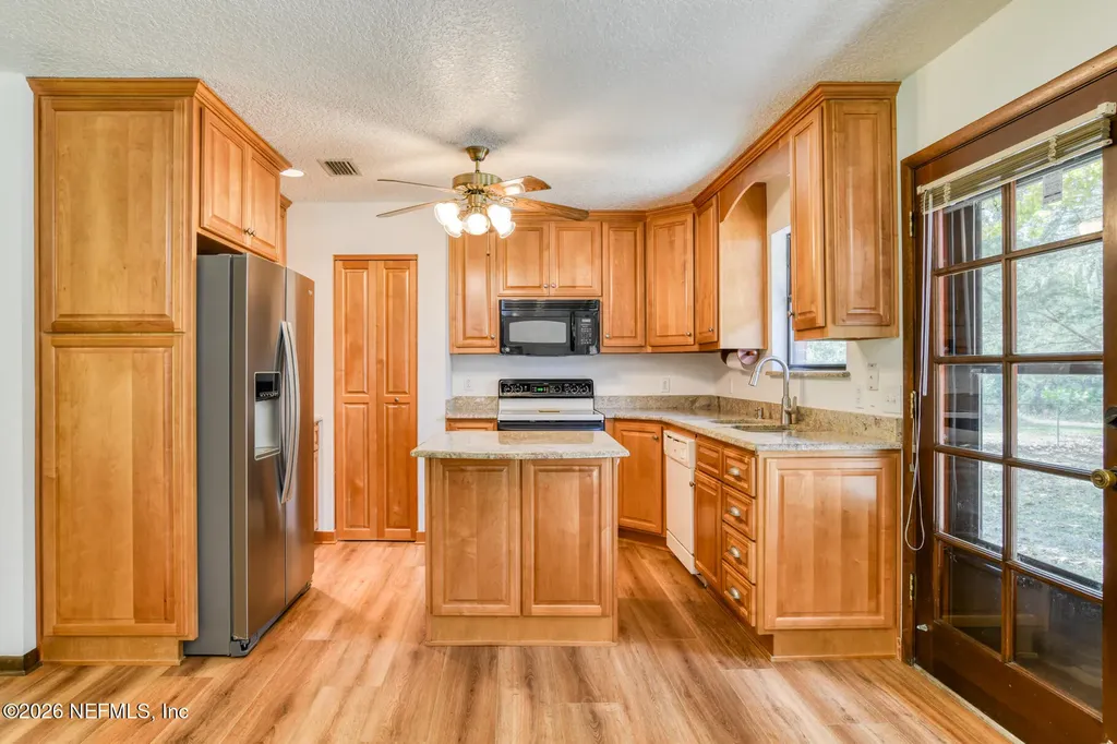 751 N Highway 17 Palatka FL 32177