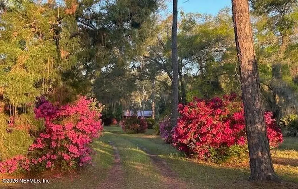 751 N Highway 17 Palatka FL 32177