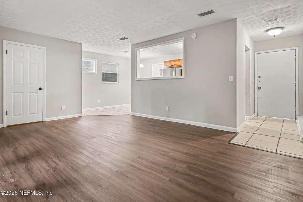 7044 Red Robin Drive Jacksonville FL 32210