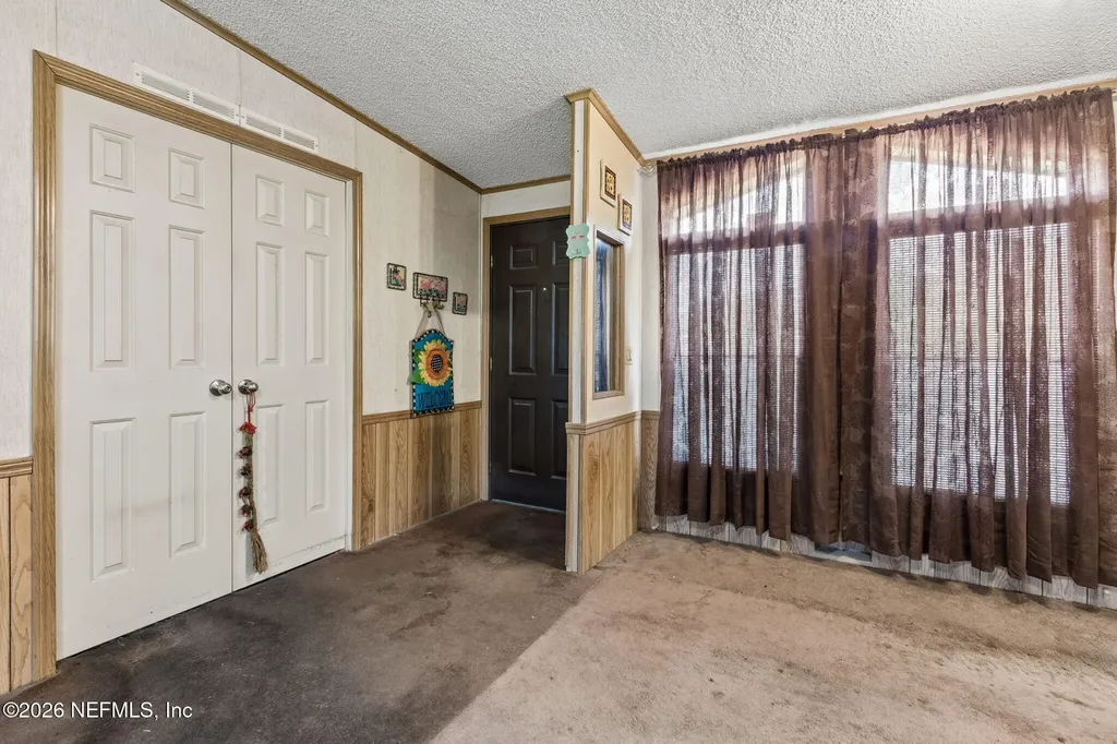 1826 Faye Road Jacksonville FL 32218