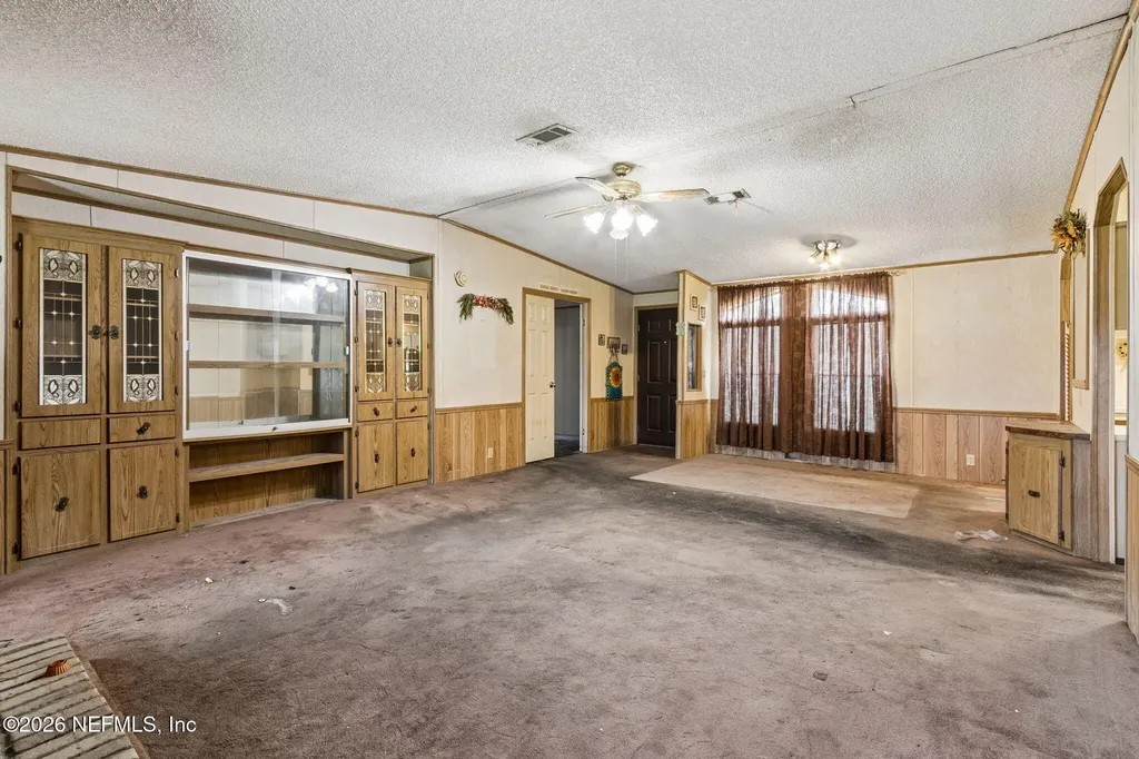 1826 Faye Road Jacksonville FL 32218