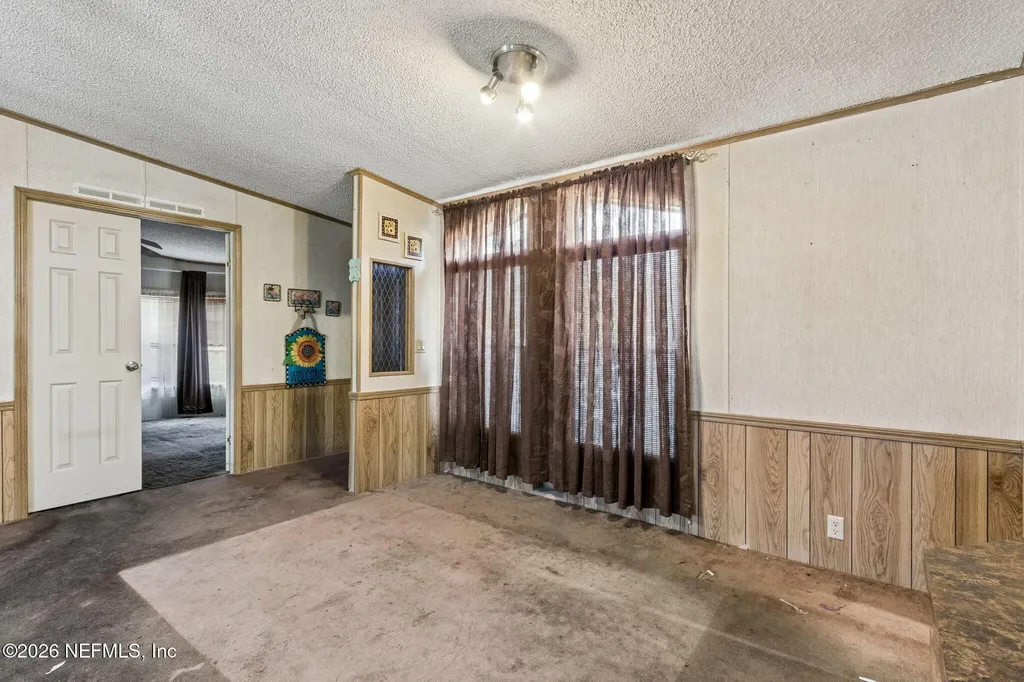 1826 Faye Road Jacksonville FL 32218