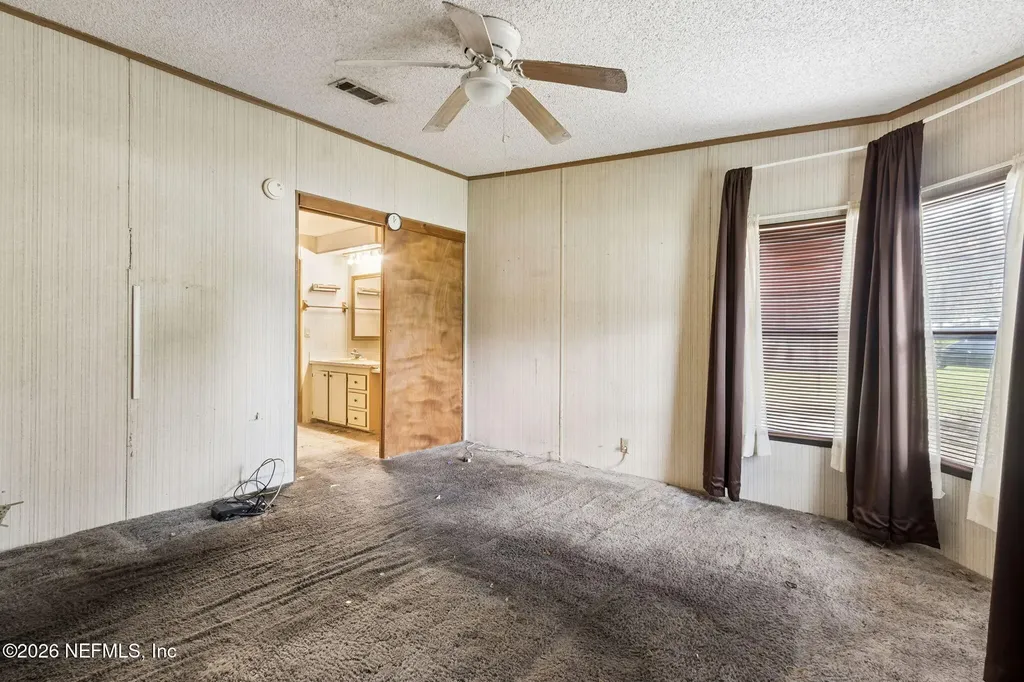 1826 Faye Road Jacksonville FL 32218