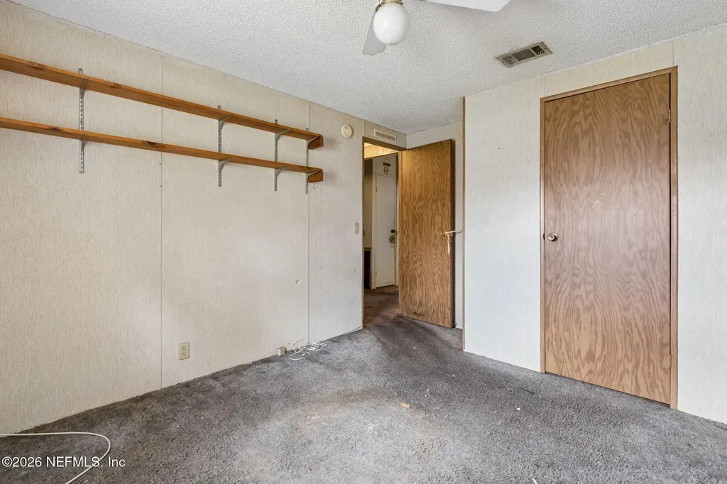 1826 Faye Road Jacksonville FL 32218