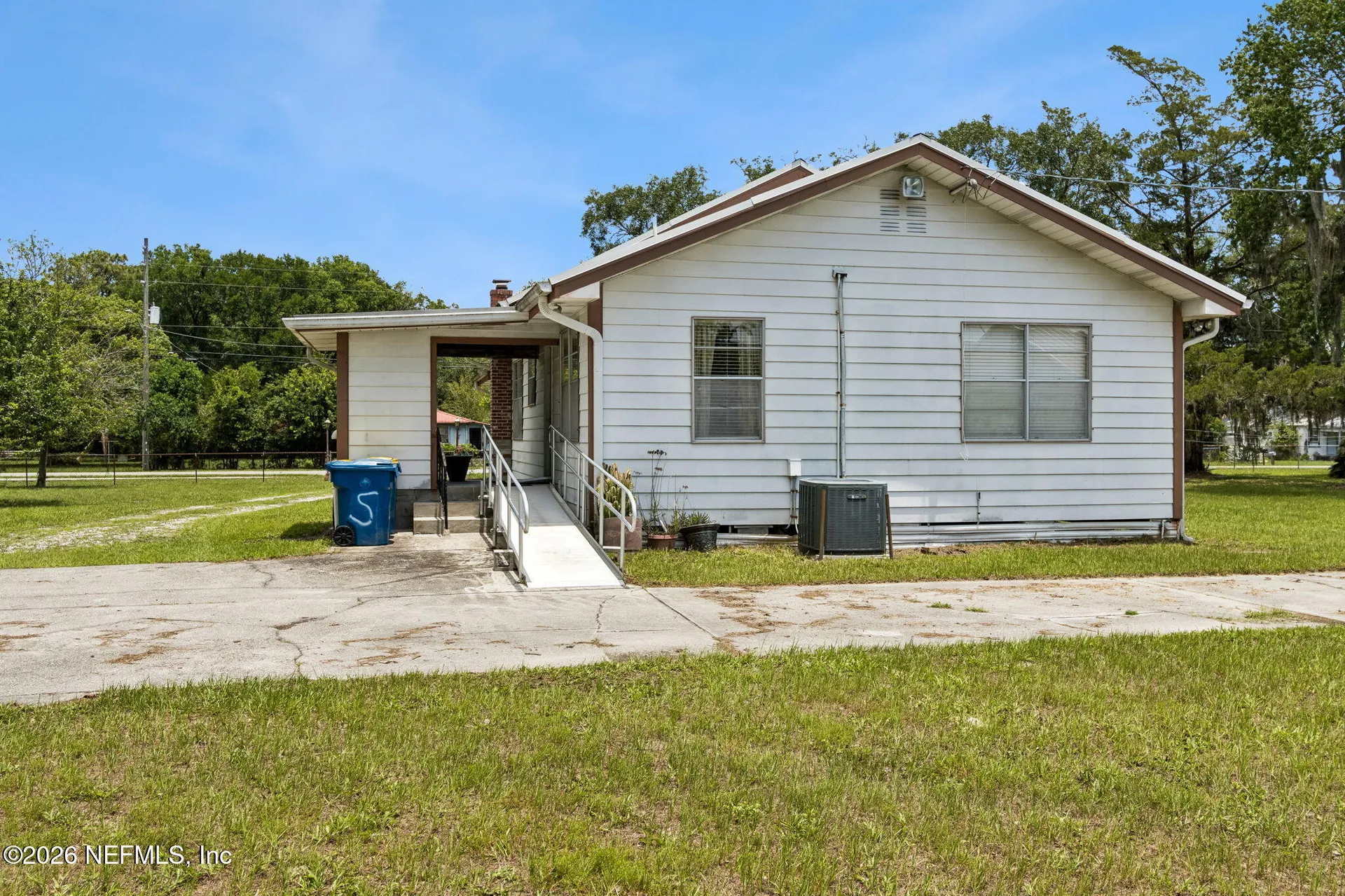 1826 Faye Road Jacksonville FL 32218