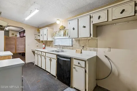 1826 Faye Road Jacksonville FL 32218