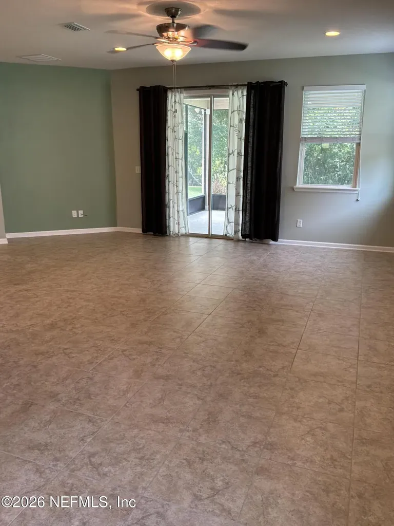 119 S Hummingbird Place Palm Coast FL 32164