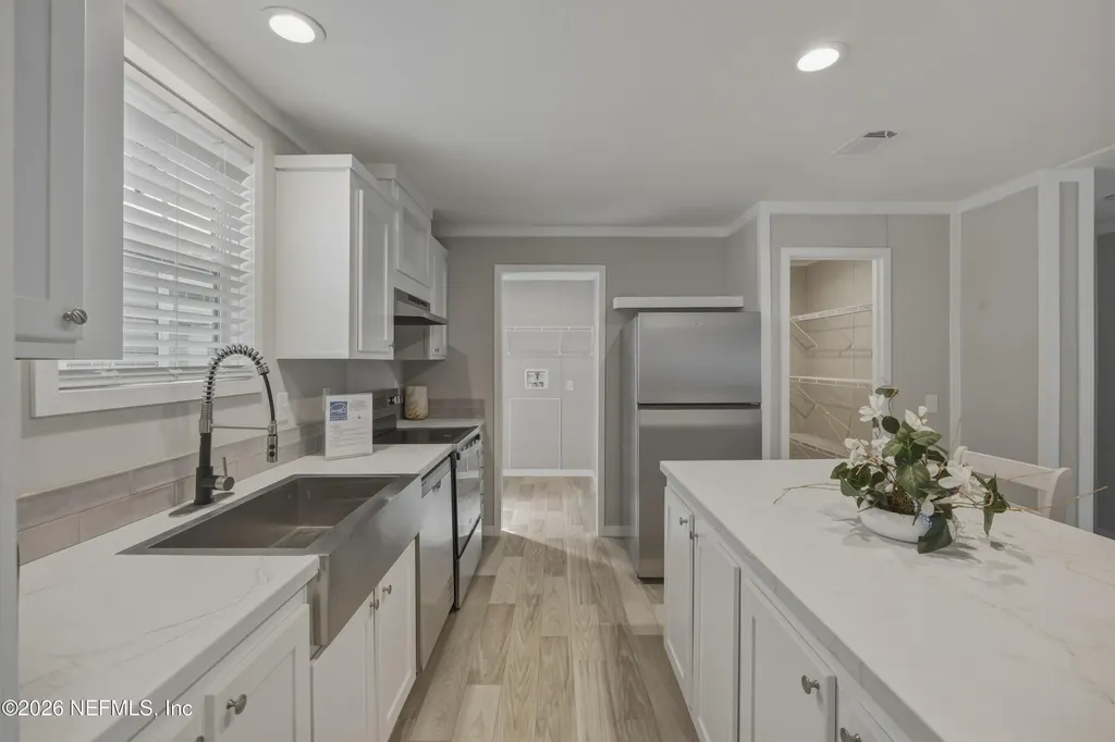 10540 Gregory Avenue Hastings FL 32145