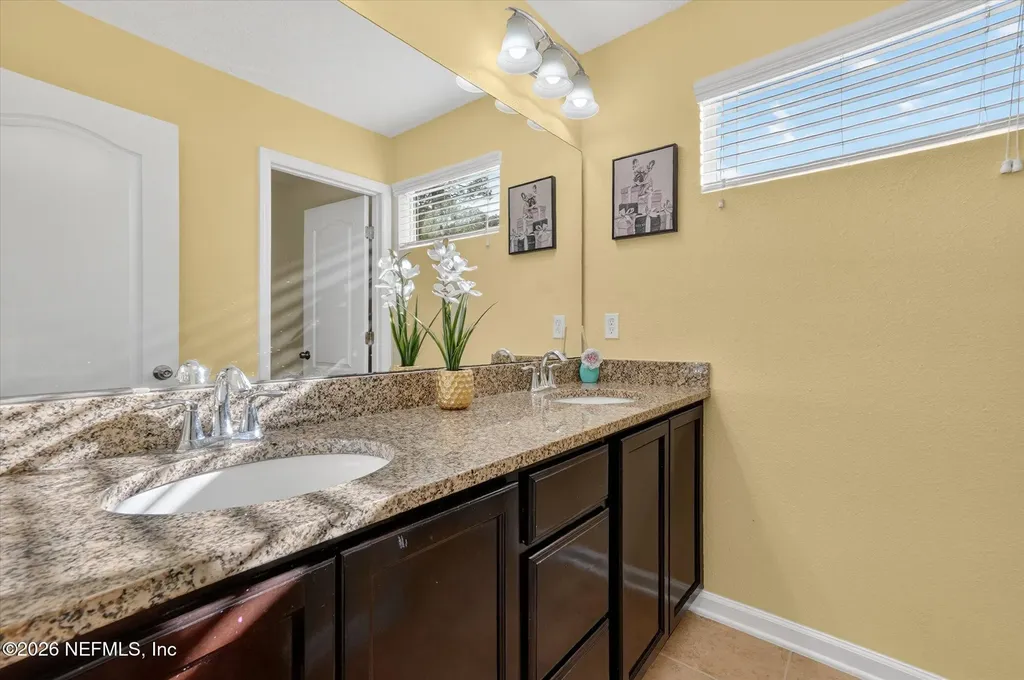 81 Vestavia Court Jacksonville FL 32081