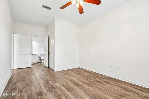 10550 Baymeadows Road Jacksonville FL 32256