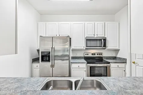 10550 Baymeadows Road Jacksonville FL 32256