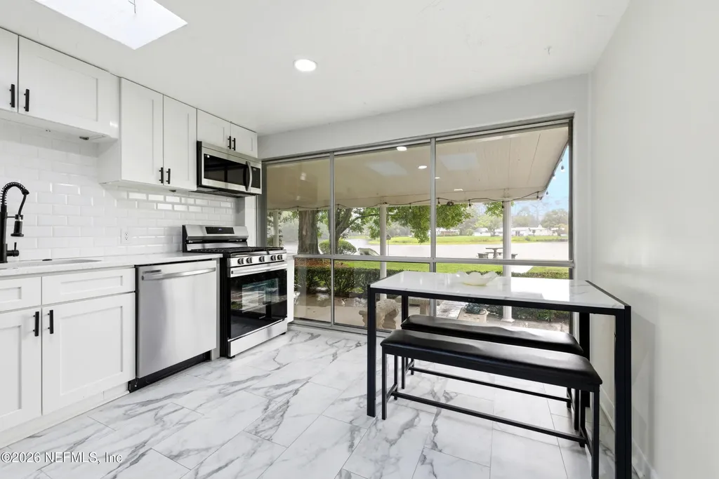 7484 Spinola Road Jacksonville FL 32217
