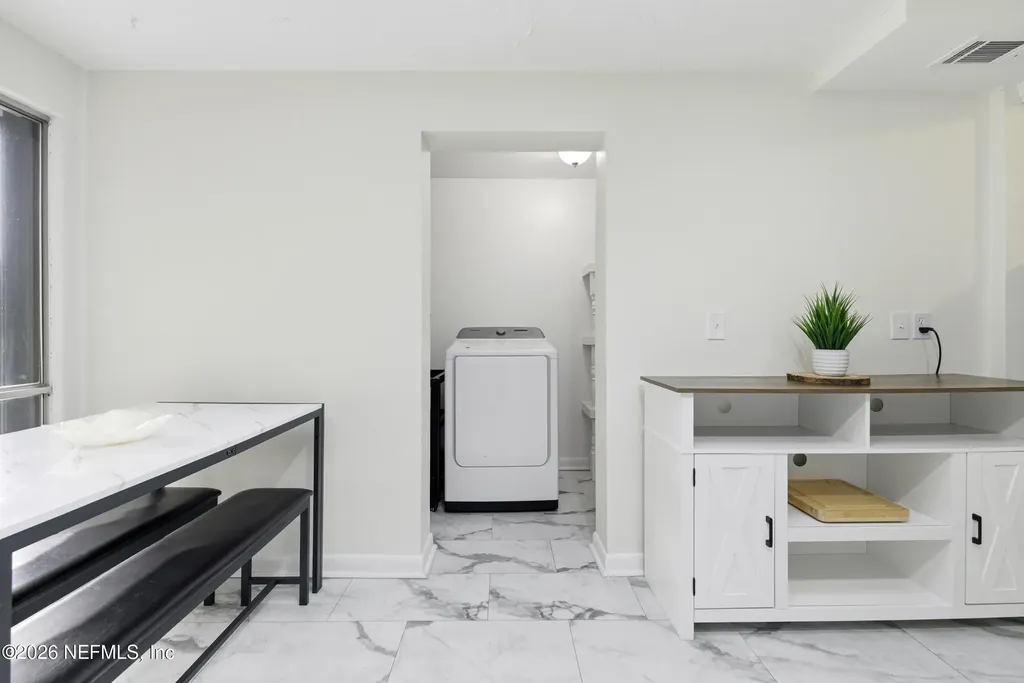 7484 Spinola Road Jacksonville FL 32217