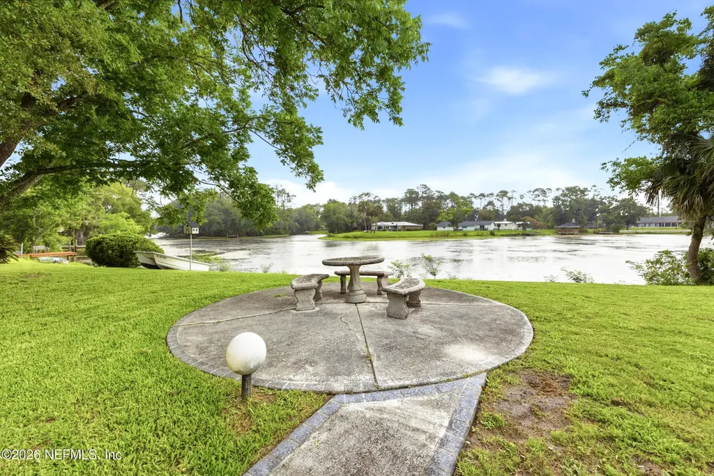 7484 Spinola Road Jacksonville FL 32217