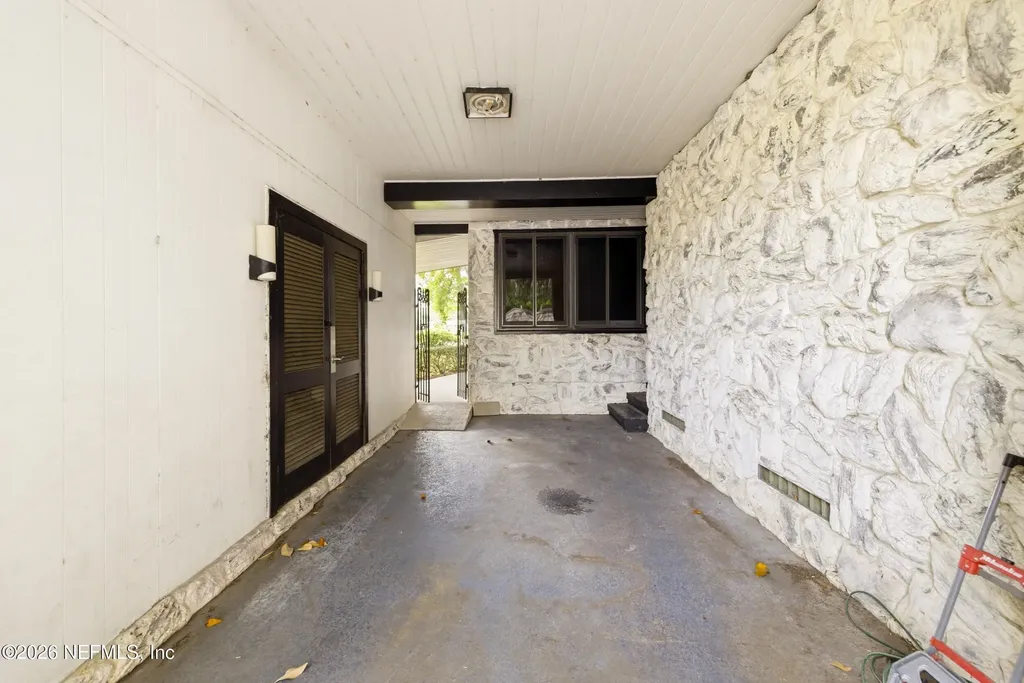 7484 Spinola Road Jacksonville FL 32217