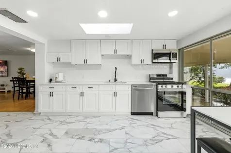 7484 Spinola Road Jacksonville FL 32217