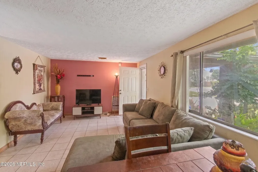 4250 Huntington Forest Jacksonville FL 32257