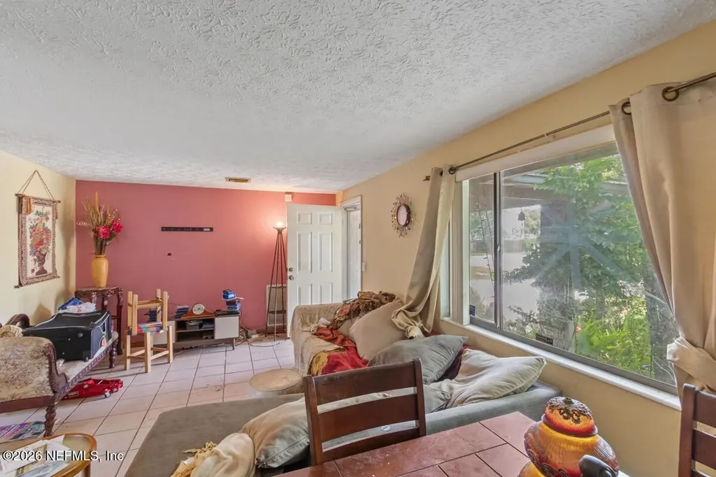 4250 Huntington Forest Jacksonville FL 32257